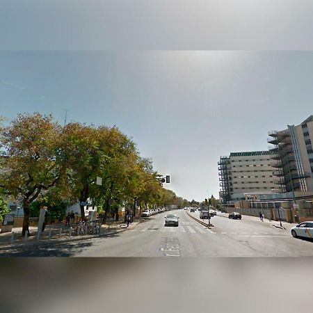 Acogedor Apartamento En El Barrio Del Parlamento De Andalucia Севиля Екстериор снимка