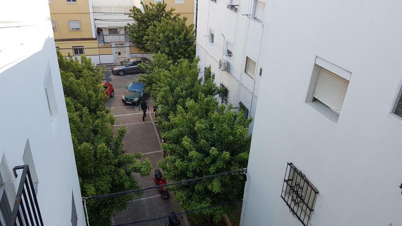 Acogedor Apartamento En El Barrio Del Parlamento De Andalucia Севиля Екстериор снимка